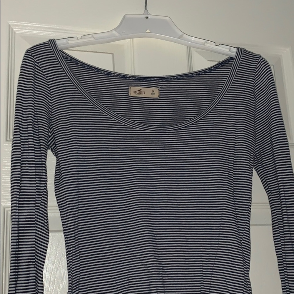 Blue and white striped long sleeve crop top